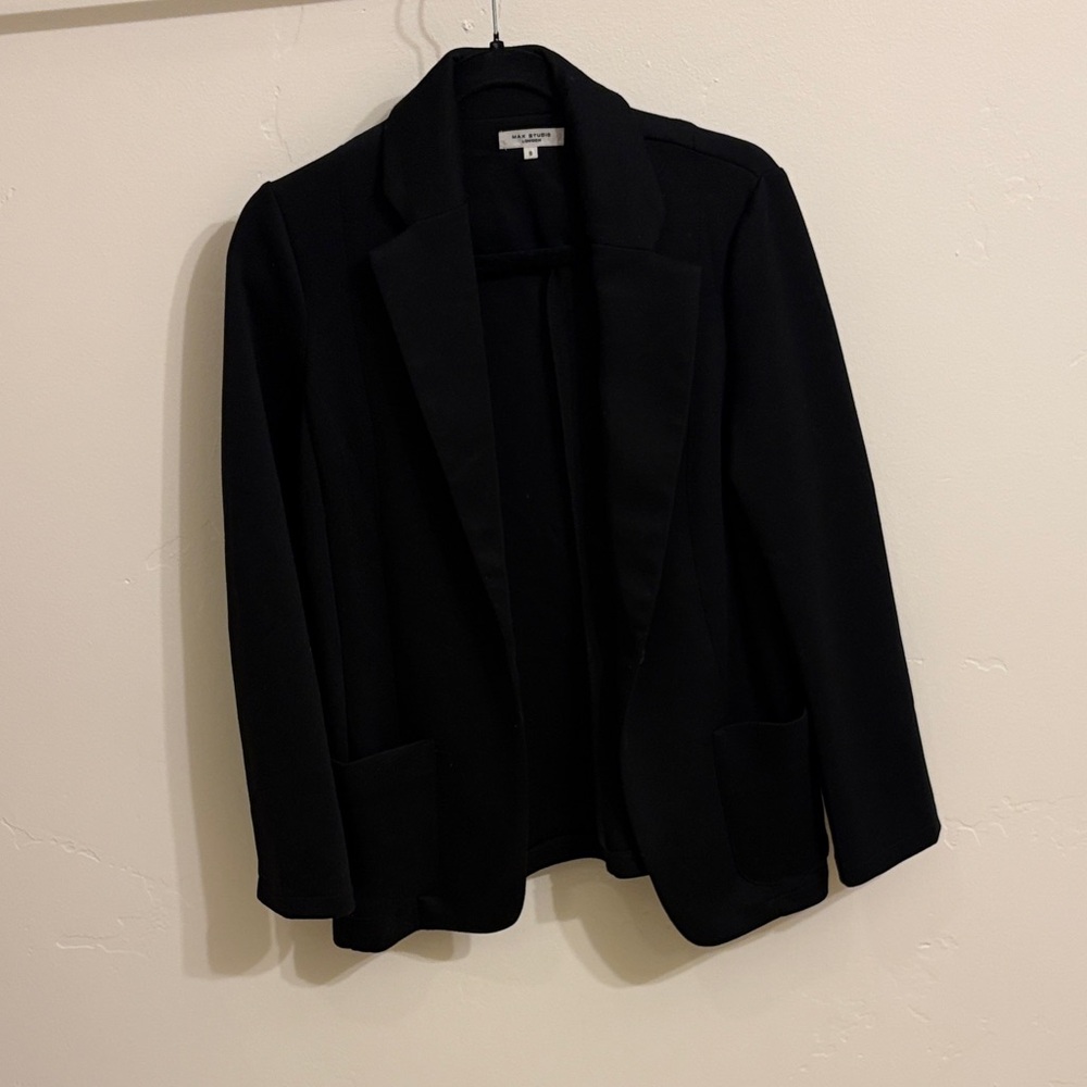 Max Studio Black Open Front Blazer Jacket